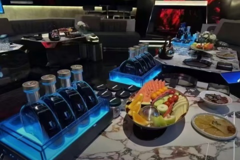 曲靖ALCLUB夜场招聘女营销酒水促销员,